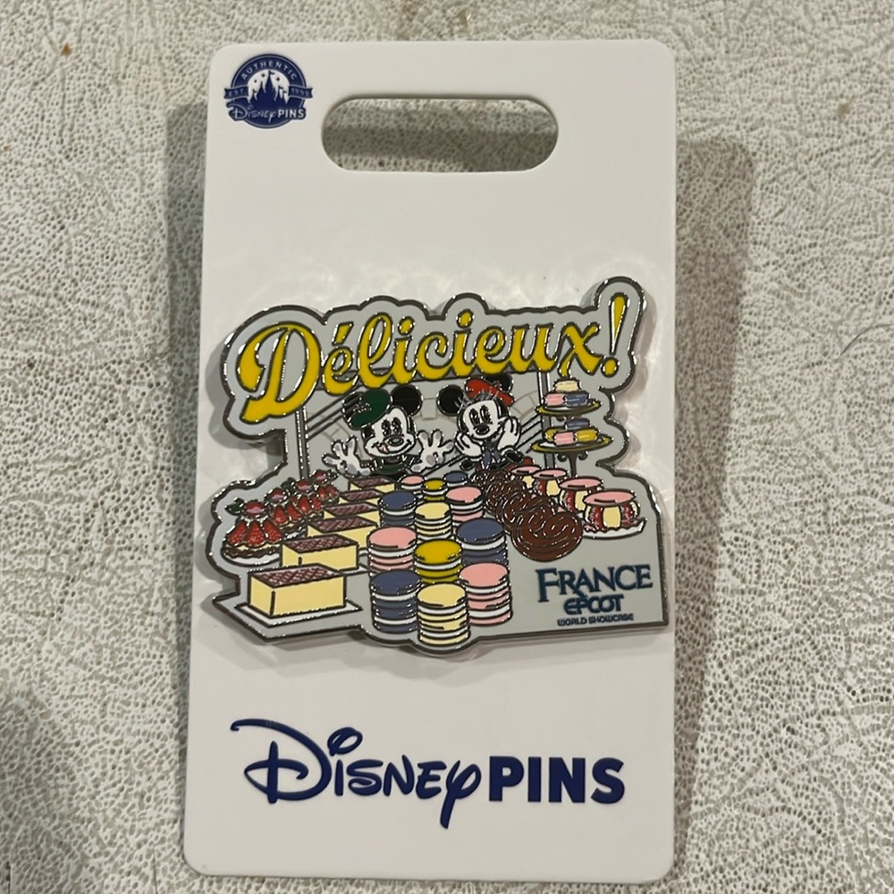 Disney France pavilion pin brand new